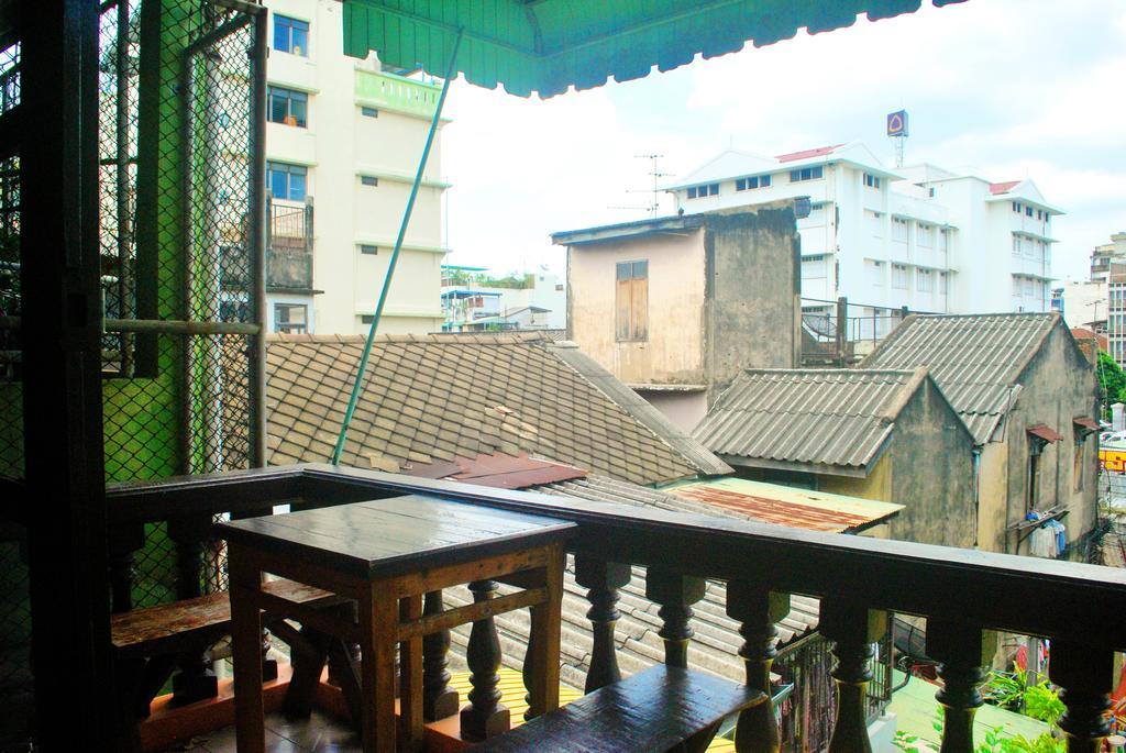 Pailin Guest House Bangkok Exteriör bild