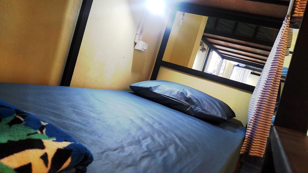 Pailin Guest House Bangkok Exteriör bild